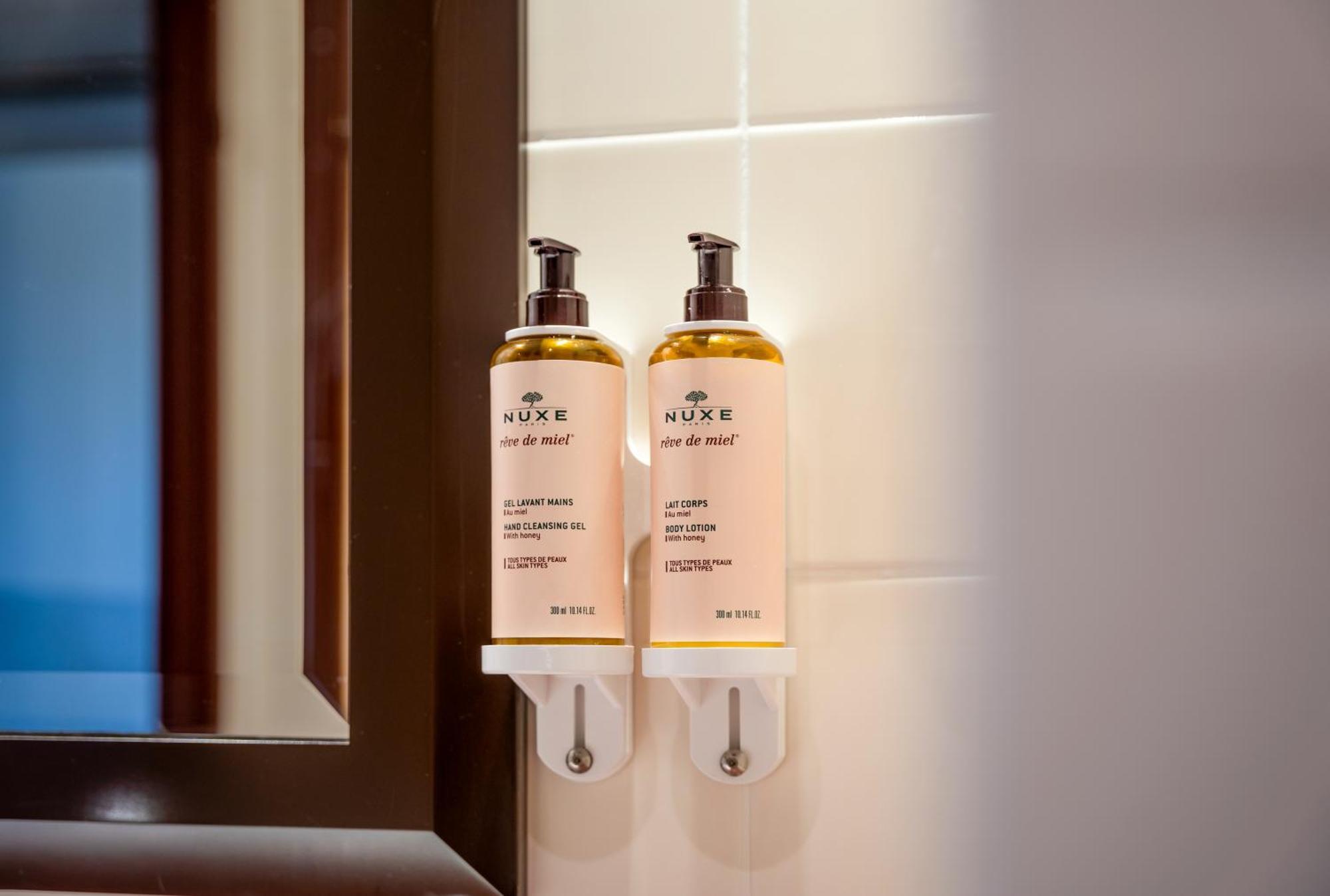 Hotel Mercure Chateau De Фонтенбло Екстериор снимка